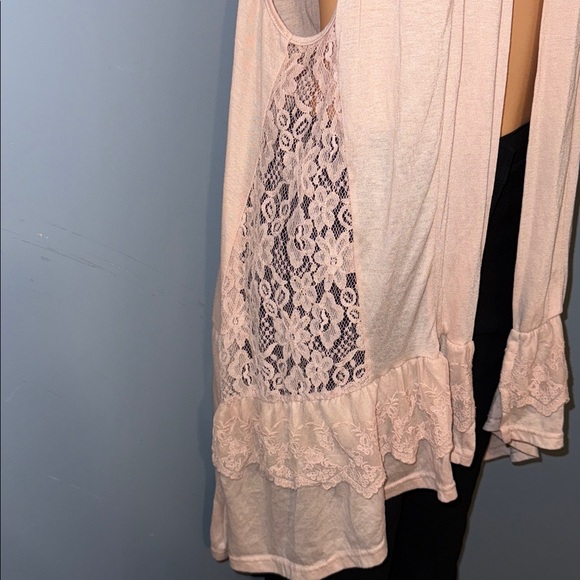 Fourteen and 9th Sleeveless Cardigan With Lace Accents - Size Large - Picture 4 of 8